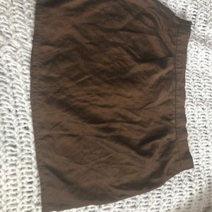 Size six brown short skirt.